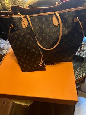 Louis Vuitton Monogram Tote in Brown with Natural Leather Trim